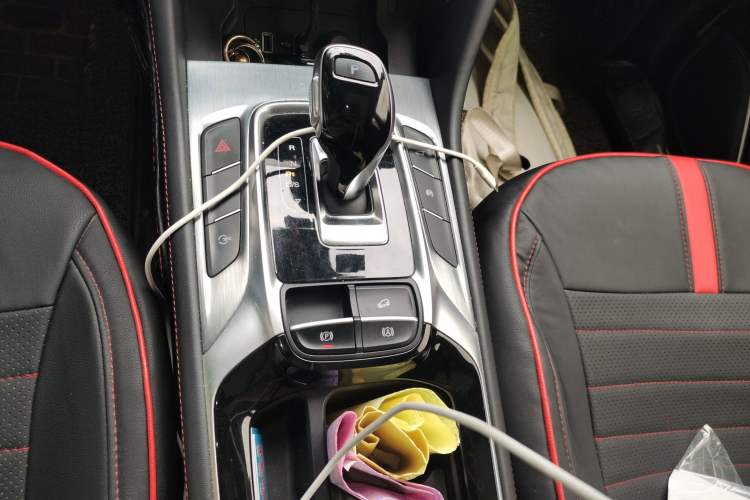 Used MG HS 2019 30T Automatic 2WD Trophy Enhanced Version China VI Standard Gear Lever