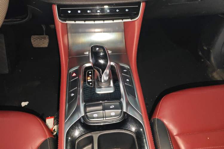 Used MG HS 2019 30T Automatic 2WD Trophy Enhanced Version China VI Standard Gear Lever