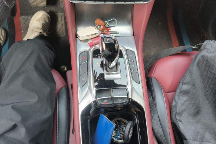 Used MG HS 2019 30T Automatic 2WD Trophy Enhanced Version China VI Standard Gear Lever