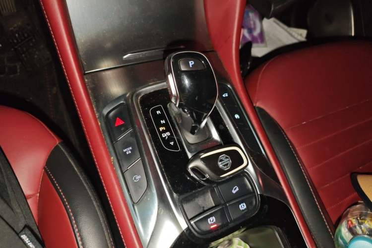 Used MG HS 2019 30T Automatic 2WD Trophy Supreme Edition China VI Standard Gear Lever