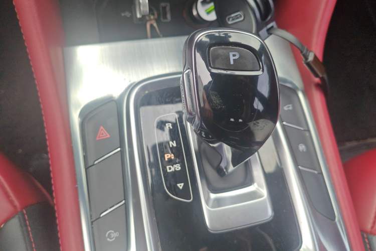 Used MG HS 2019 30T Automatic 2WD Trophy Enhanced Version China VI Standard Gear Lever