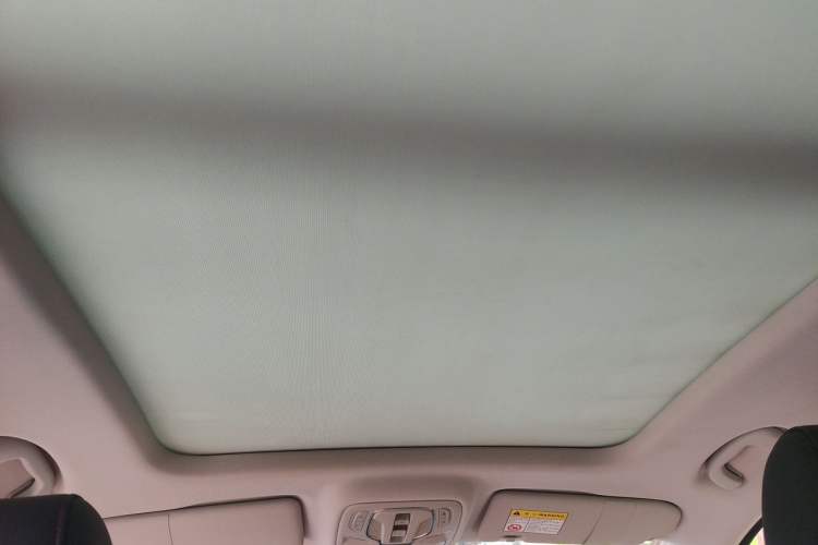 Used MG HS 2019 20T Automatic Two-Wheel Drive Luxury Edition China VI Standard Headliner