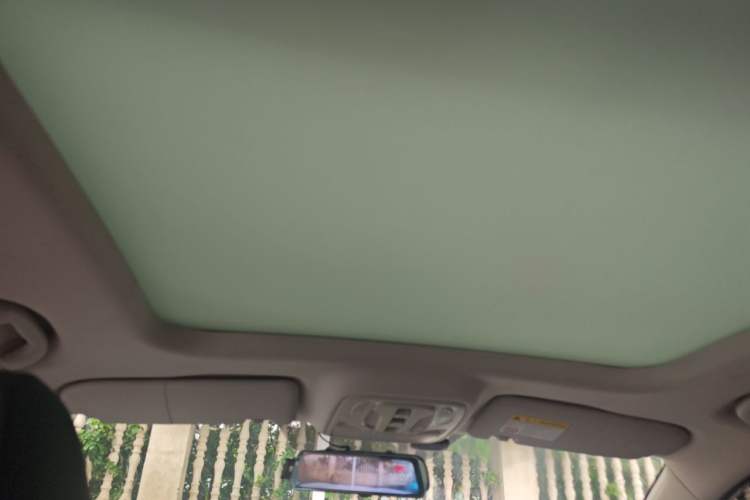 Used MG HS 2019 20T Automatic Two-Wheel Drive Luxury Edition China VI Standard Headliner