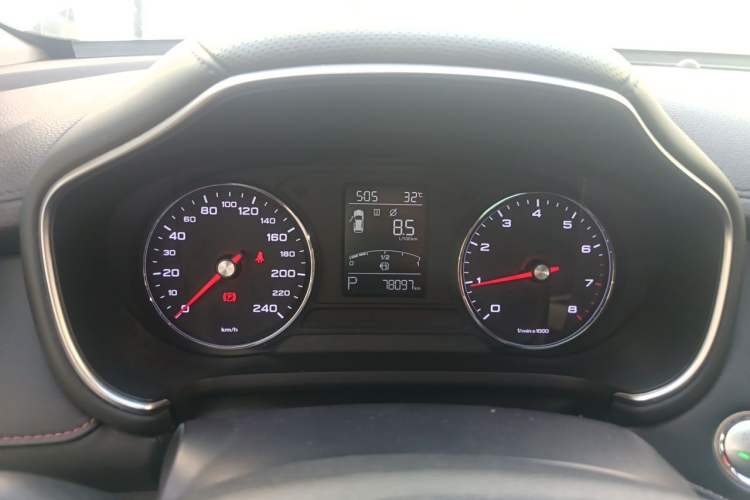 Used MG HS 2019 20T Automatic Two-Wheel Drive Luxury Edition China VI Standard Instrument Cluster