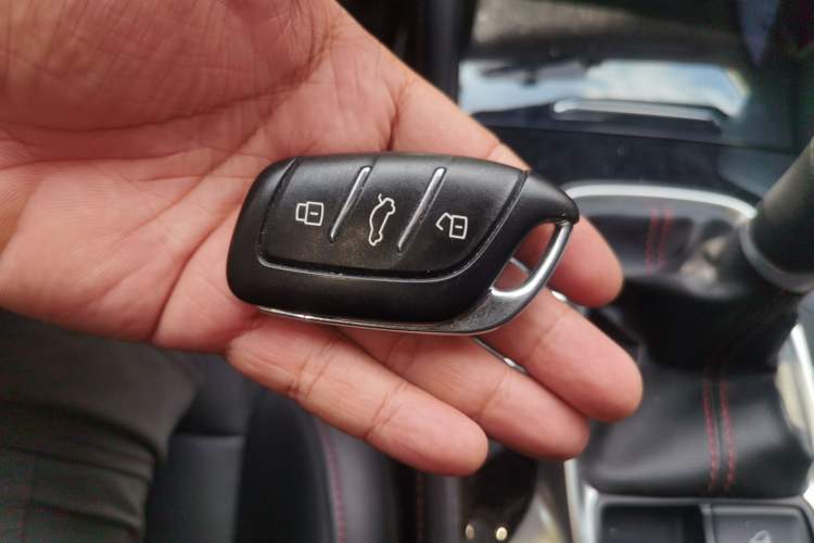 Used MG HS 2019 20T Manual Two-Wheel Drive Luxury Edition China VI Standard Interior 1