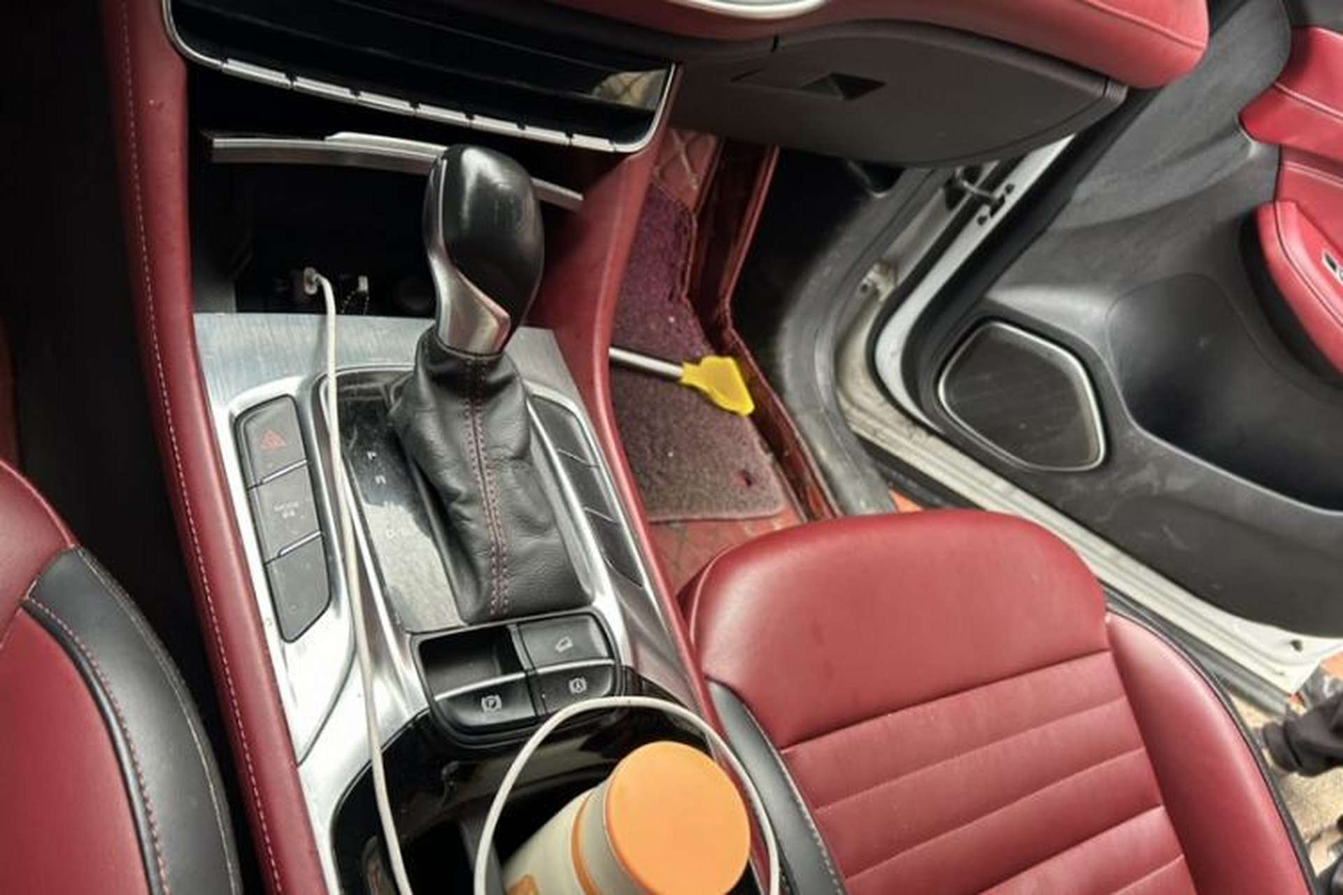 Used MG HS 2019 20T Automatic Two-Wheel Drive Trophy Super Sport Version China VI Standard Interior 3