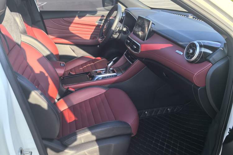 Used MG HS 2019 30T Automatic 2WD Trophy Supreme Edition China VI Standard Interior 5