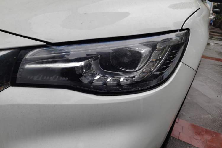 Used MG HS 2019 20T Automatic Two-Wheel Drive Trophy Super Sport Version China VI Standard Left Front Headlight