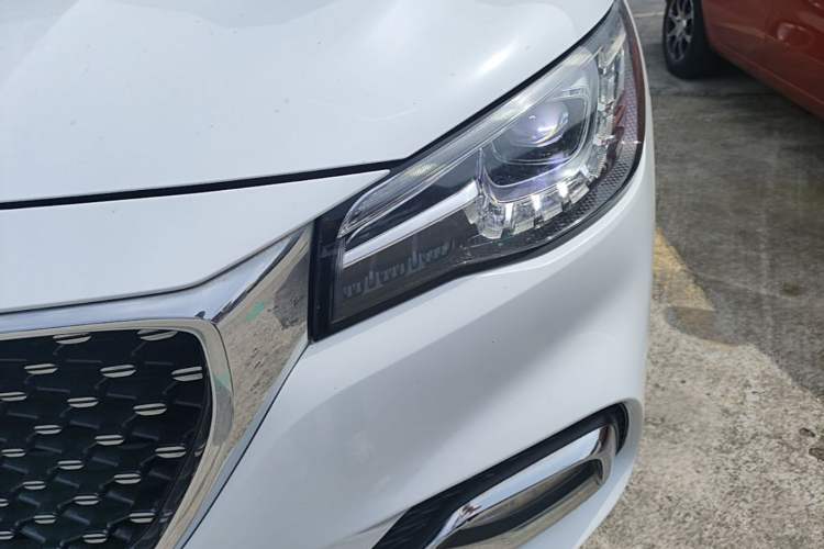 Used MG HS 2019 20T Automatic Two-Wheel Drive Trophy Super Sport Version China VI Standard Left Front Headlight