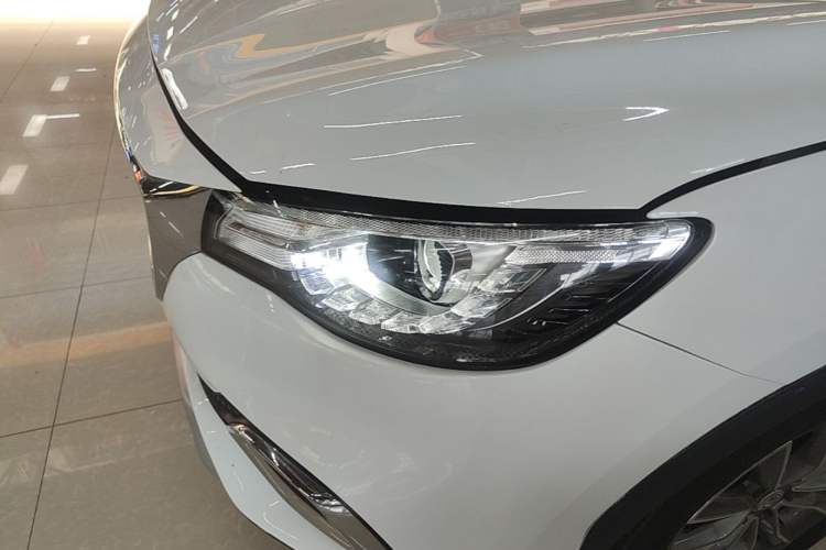 Used MG HS 2019 20T Automatic Two-Wheel Drive Luxury Edition China VI Standard Left Front Headlight