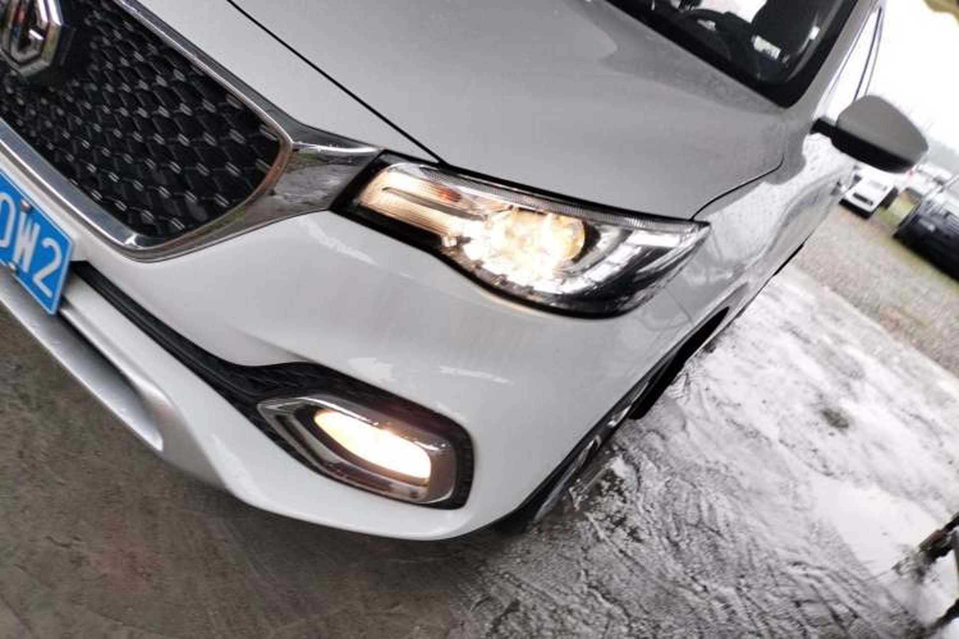 Used MG HS 2019 20T Manual Two-Wheel Drive Luxury Edition China VI Standard Left Front Headlight