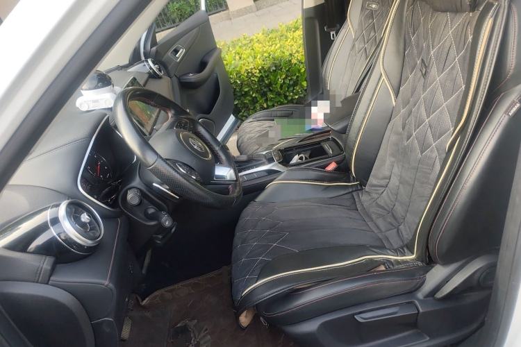 Used MG HS 2019 20T Automatic Two-Wheel Drive Luxury Edition China VI Standard Left Front Seat
