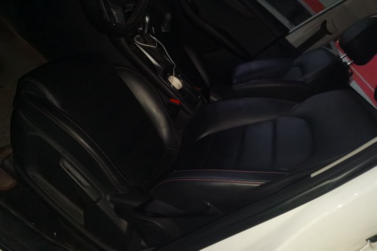 Used MG HS 2019 20T Automatic Two-Wheel Drive Luxury Edition China VI Standard Left Front Seat