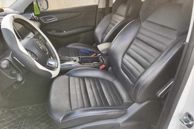 Used MG HS 2019 20T Automatic Two-Wheel Drive Trophy Super Sport Version China VI Standard Left Front Seat