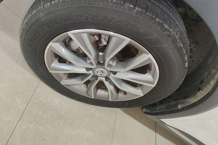 Used MG HS 2019 20T Automatic Two-Wheel Drive Luxury Edition China VI Standard Left Front Wheel Hub