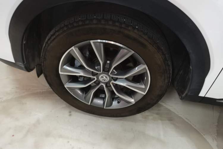 Used MG HS 2019 20T Automatic Two-Wheel Drive Luxury Edition China VI Standard Left Front Wheel Hub