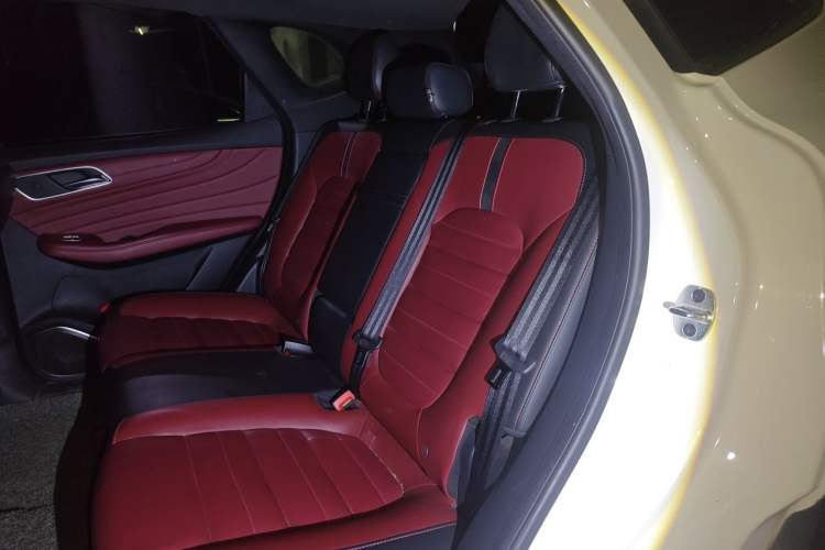 Used MG HS 2019 30T Automatic 2WD Trophy Enhanced Version China VI Standard Left Rear Seat