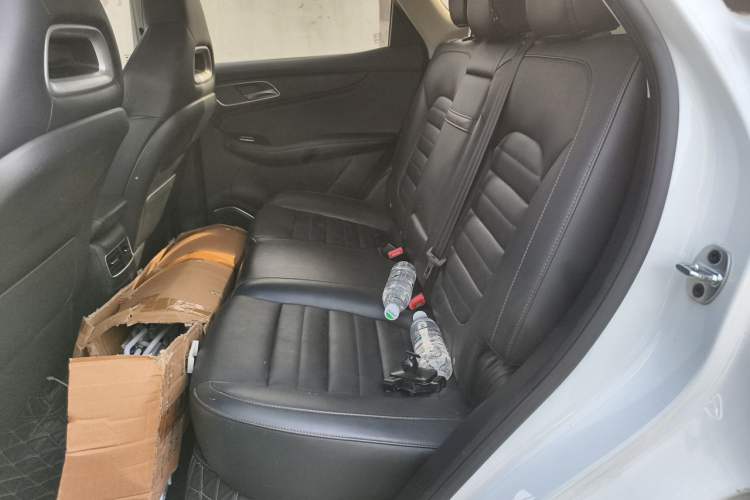 Used MG HS 2019 20T Automatic Two-Wheel Drive Trophy Super Sport Version China VI Standard Left Rear Seat