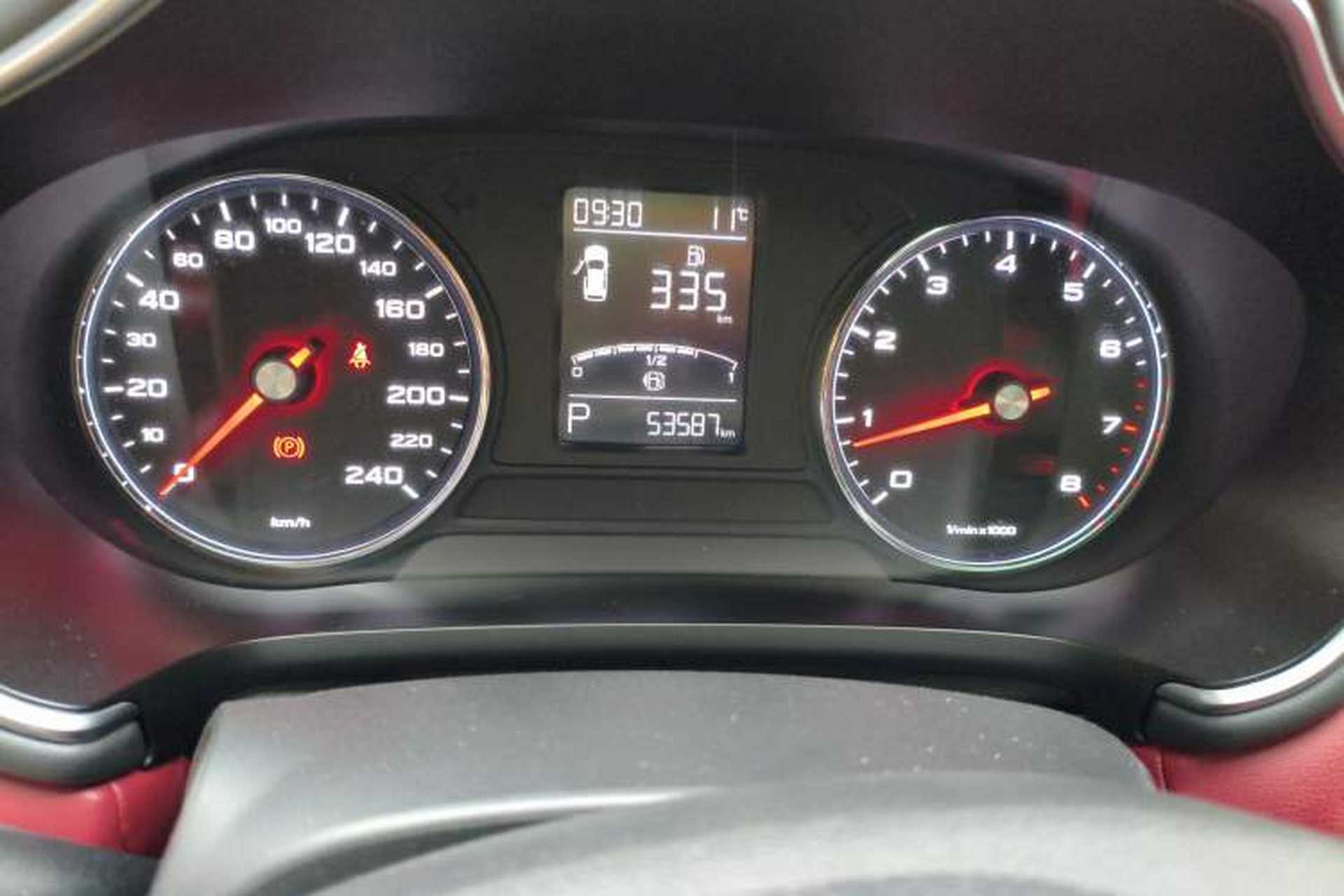 Used MG HS 2019 20T Automatic Two-Wheel Drive Trophy Super Sport Version China VI Standard Odometer Close Up