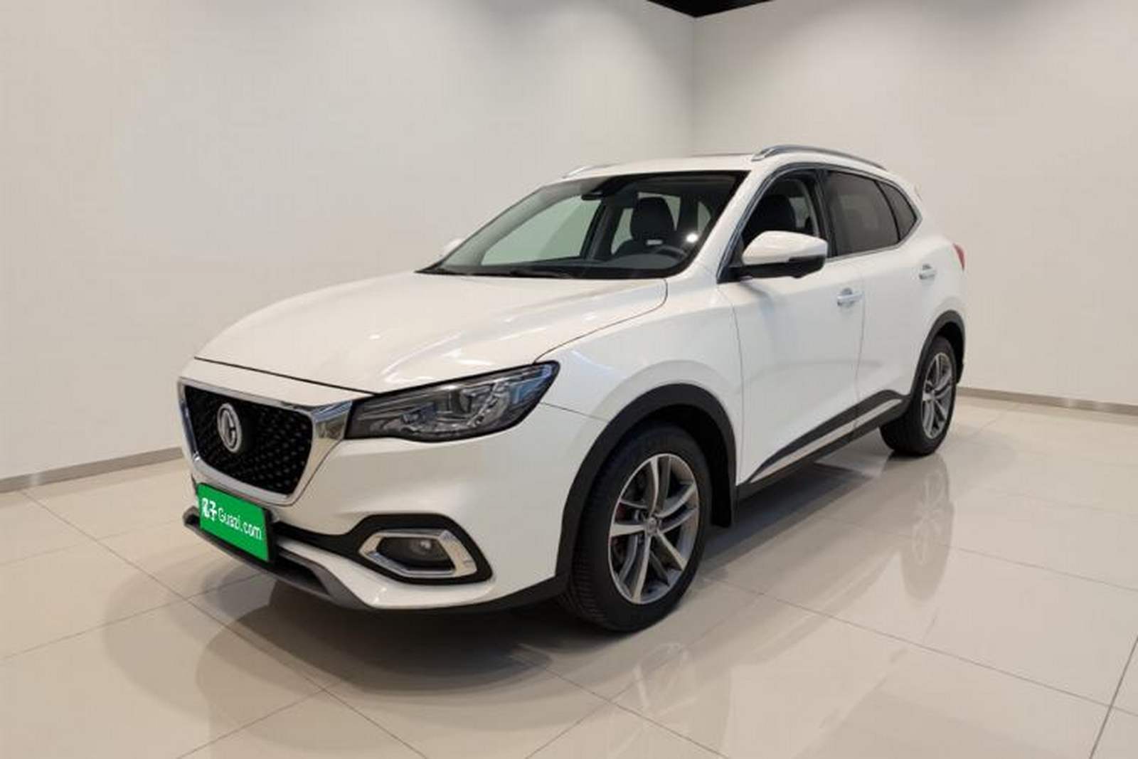 Фото MG с площадки