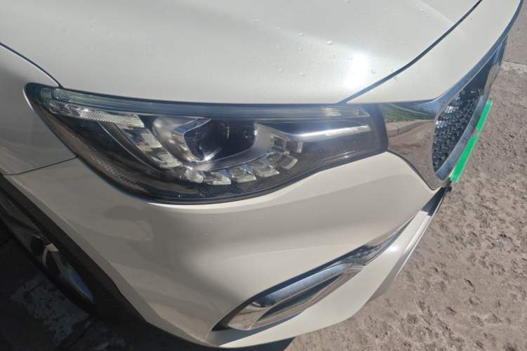 Used MG HS 2019 30T Automatic 2WD Trophy Enhanced Version China VI Standard Right Front Headlight