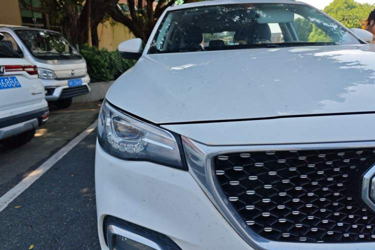 Used MG HS 2019 20T Automatic Two-Wheel Drive Luxury Edition China VI Standard Right Front Headlight