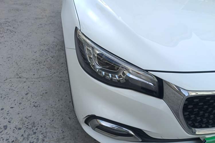 Used MG HS 2019 20T Automatic Two-Wheel Drive Luxury Edition China VI Standard Right Front Headlight