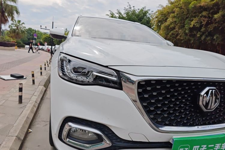 Used MG HS 2019 20T Automatic Two-Wheel Drive Trophy Super Sport Version China VI Standard Right Front Headlight
