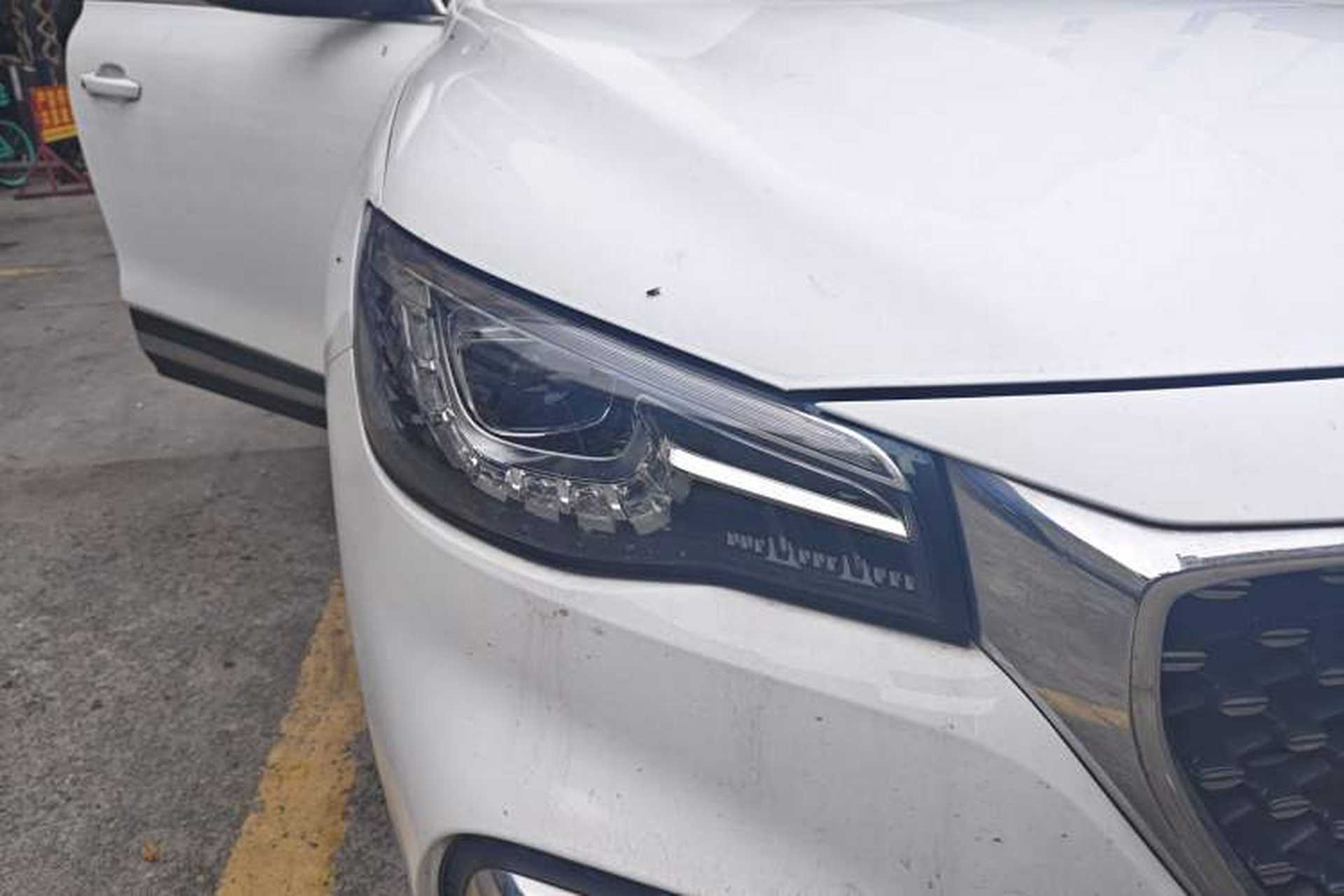 Used MG HS 2019 20T Automatic Two-Wheel Drive Trophy Super Sport Version China VI Standard Right Front Headlight