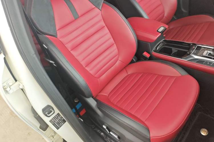 Used MG HS 2019 30T Automatic 2WD Trophy Supreme Edition China VI Standard Right Front Seat