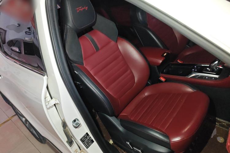 Used MG HS 2019 30T Automatic 2WD Trophy Enhanced Version China VI Standard Right Front Seat