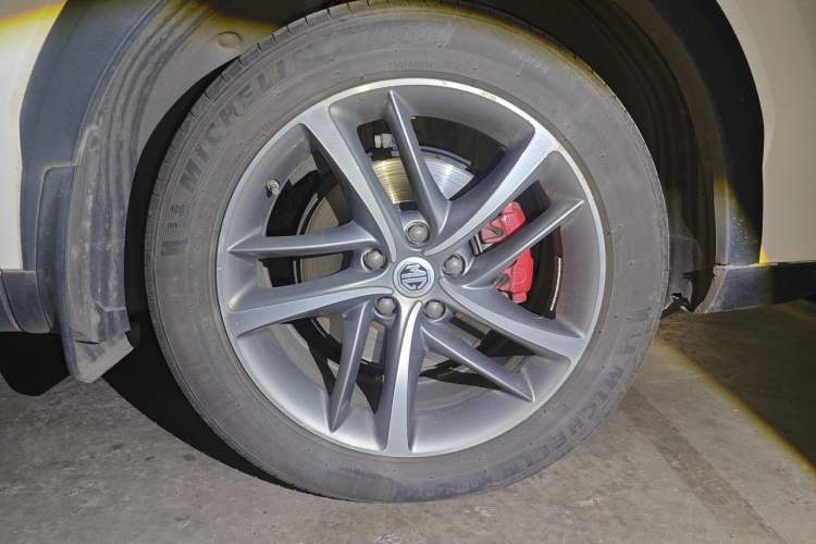 Used MG HS 2019 30T Automatic 2WD Trophy Enhanced Version China VI Standard Right Front Wheel Hub