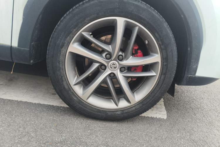 Used MG HS 2019 20T Automatic Two-Wheel Drive Trophy Super Sport Version China VI Standard Right Front Wheel Hub