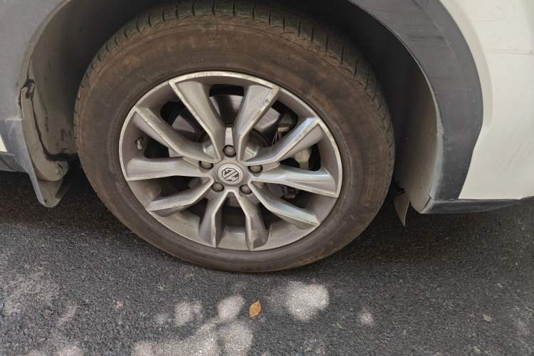 Used MG HS 2019 20T Automatic Two-Wheel Drive Luxury Edition China VI Standard Right Front Wheel Hub