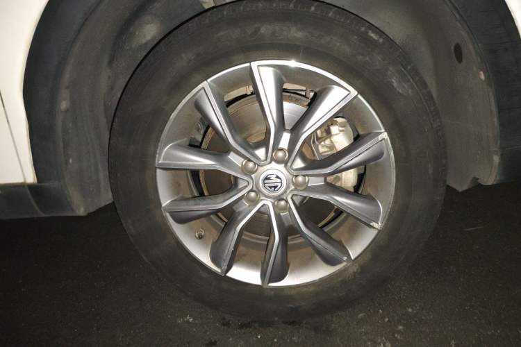 Used MG HS 2019 20T Automatic Two-Wheel Drive Luxury Edition China VI Standard Right Front Wheel Hub