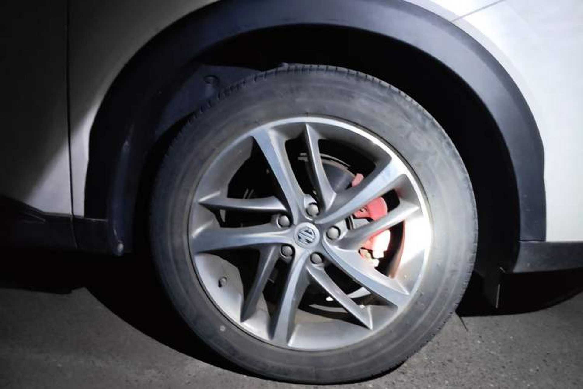 Used MG HS 2019 30T Automatic 2WD Trophy Supreme Edition China VI Standard Right Front Wheel Hub