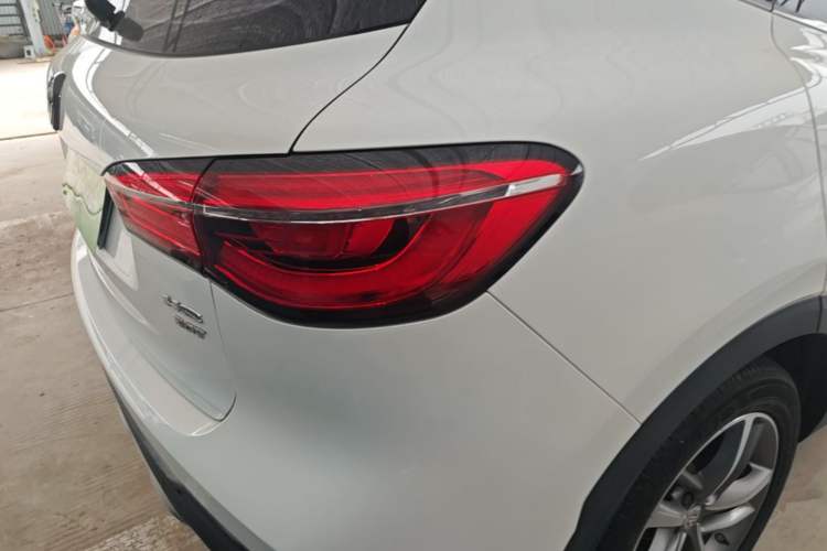 Used MG HS 2019 30T Automatic 2WD Trophy Supreme Edition China VI Standard Right Rear Taillight