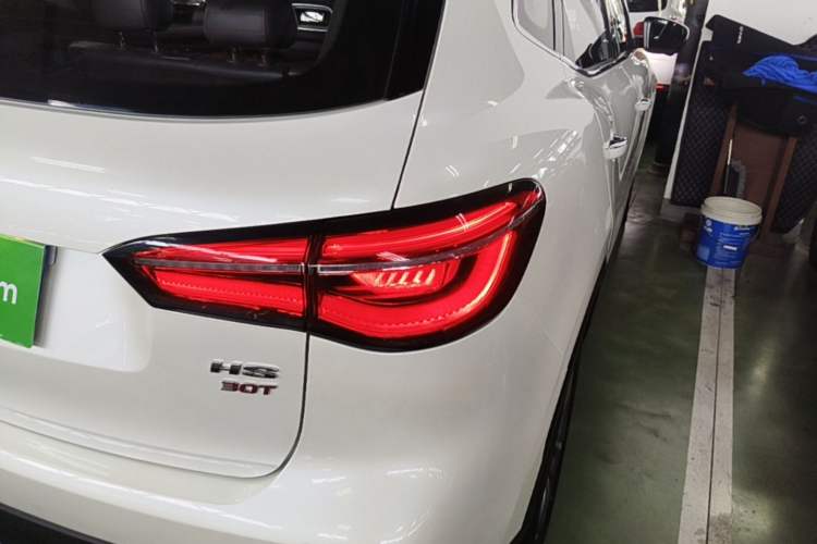 Used MG HS 2019 30T Automatic 2WD Trophy Enhanced Version China VI Standard Right Rear Taillight