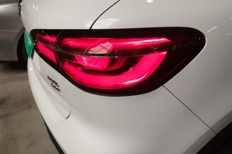 Used MG HS 2019 20T Automatic Two-Wheel Drive Luxury Edition China VI Standard Right Rear Taillight