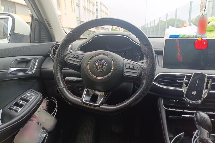 Used MG HS 2019 20T Automatic Two-Wheel Drive Luxury Edition China VI Standard Steering Wheel