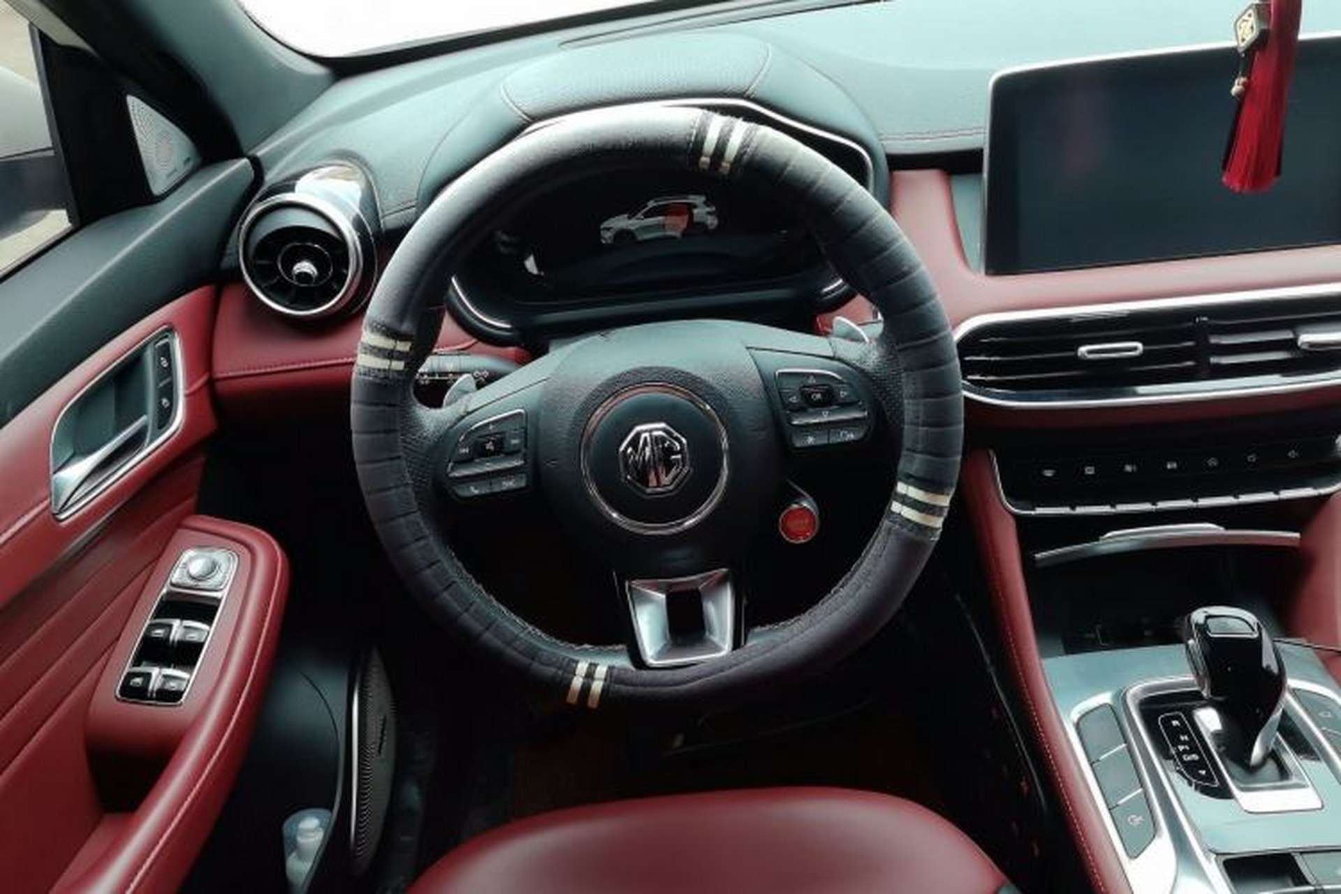 Used MG HS 2019 30T Automatic 2WD Trophy Supreme Edition China VI Standard Steering Wheel