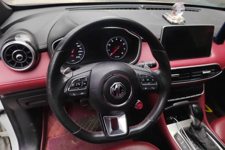 Used MG HS 2019 20T Automatic Two-Wheel Drive Trophy Super Sport Version China VI Standard Steering Wheel