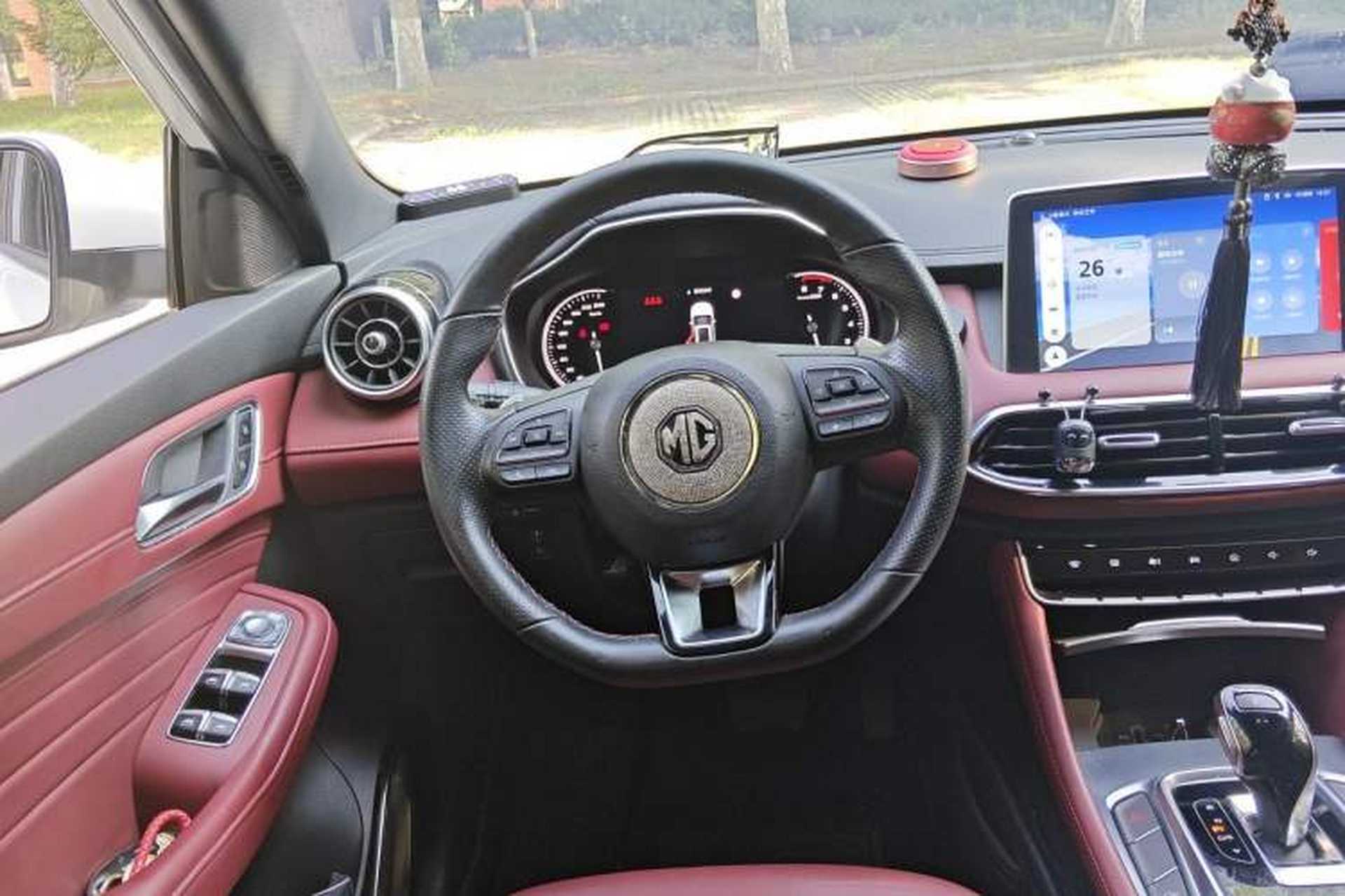 Used MG HS 2019 30T Automatic 2WD Trophy Enhanced Version China VI Standard Steering Wheel