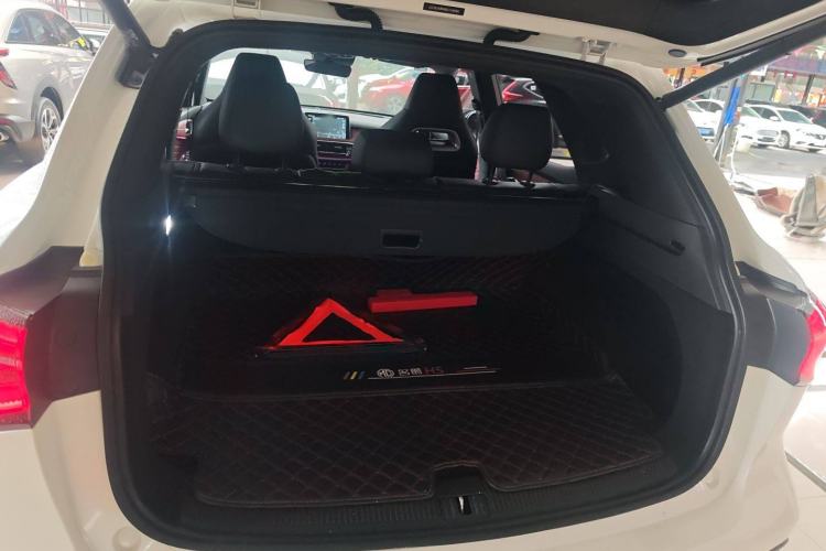 Used MG HS 2019 30T Automatic 2WD Trophy Supreme Edition China VI Standard Trunk