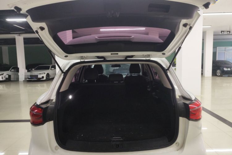 Used MG HS 2019 20T Automatic Two-Wheel Drive Luxury Edition China VI Standard Trunk