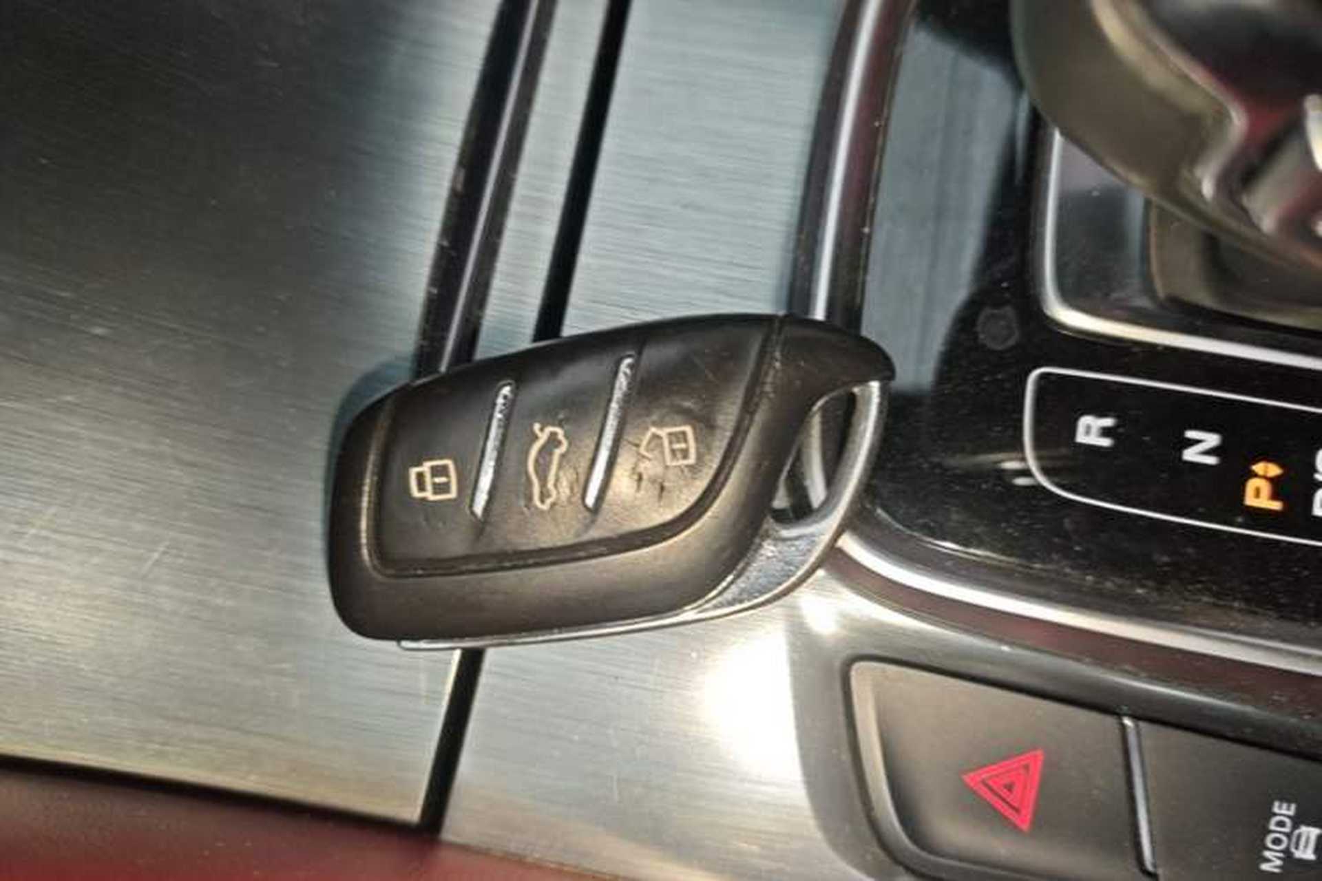 Used MG HS 2019 30T Automatic 2WD Trophy Supreme Edition China VI Standard Vehicle Key