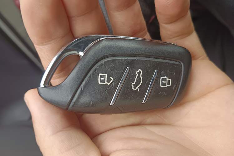 Used MG HS 2019 30T Automatic 2WD Trophy Supreme Edition China VI Standard Vehicle Key