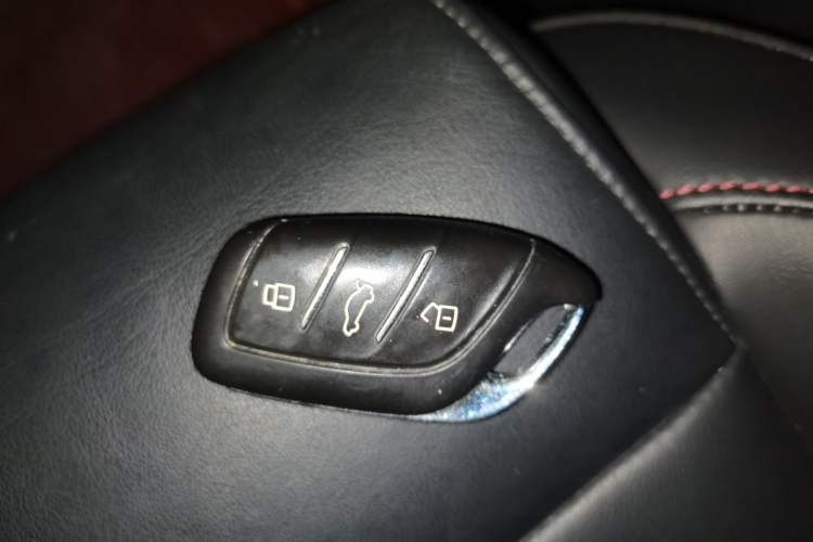 Used MG HS 2019 20T Automatic Two-Wheel Drive Luxury Edition China VI Standard Vehicle Key