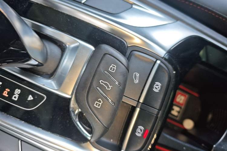 Used MG HS 2019 30T Automatic 2WD Trophy Enhanced Version China VI Standard Vehicle Key