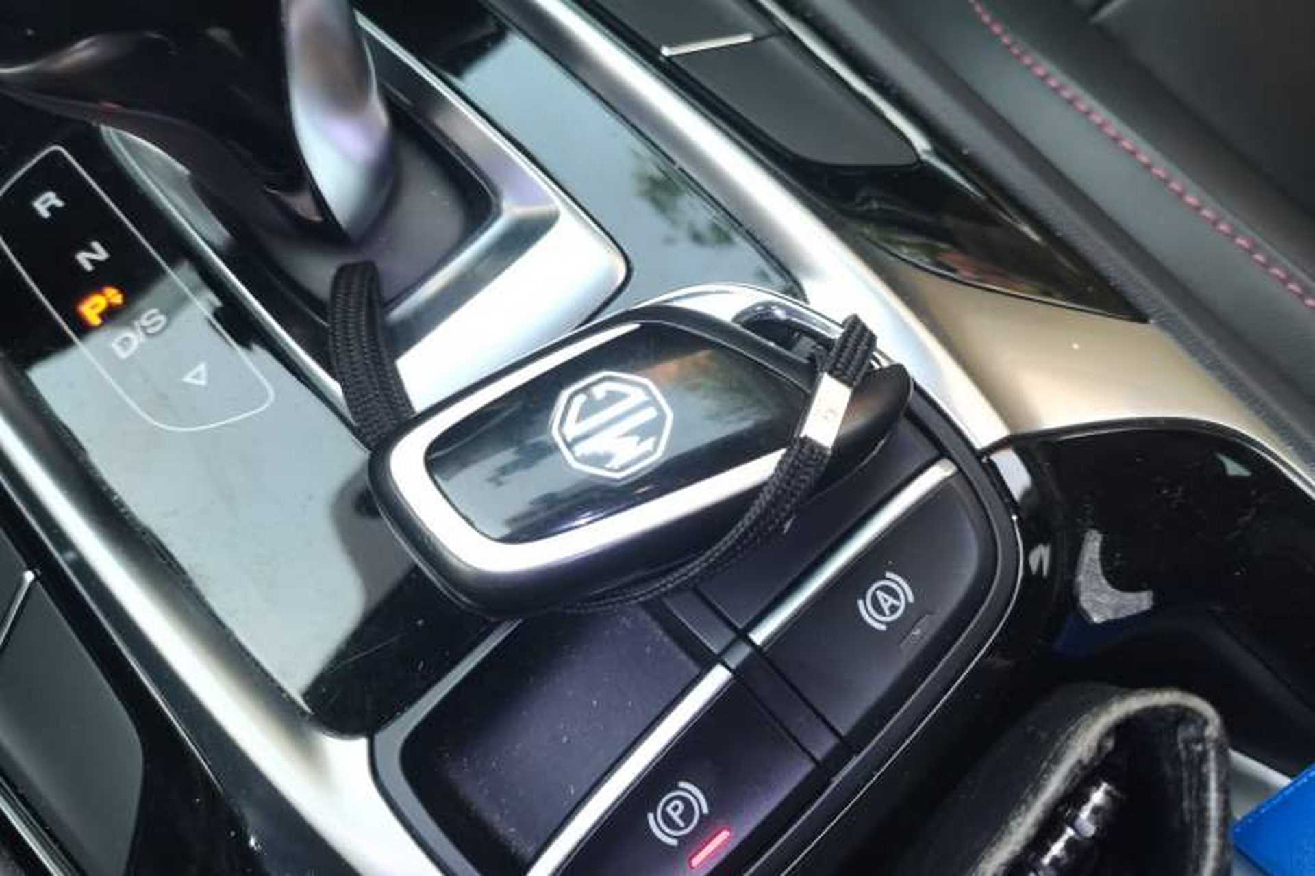 Used MG HS 2019 20T Automatic Two-Wheel Drive Luxury Edition China VI Standard Vehicle Key